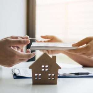 Gli illeciti e le responsabilità civili e penali del mediatore immobiliare